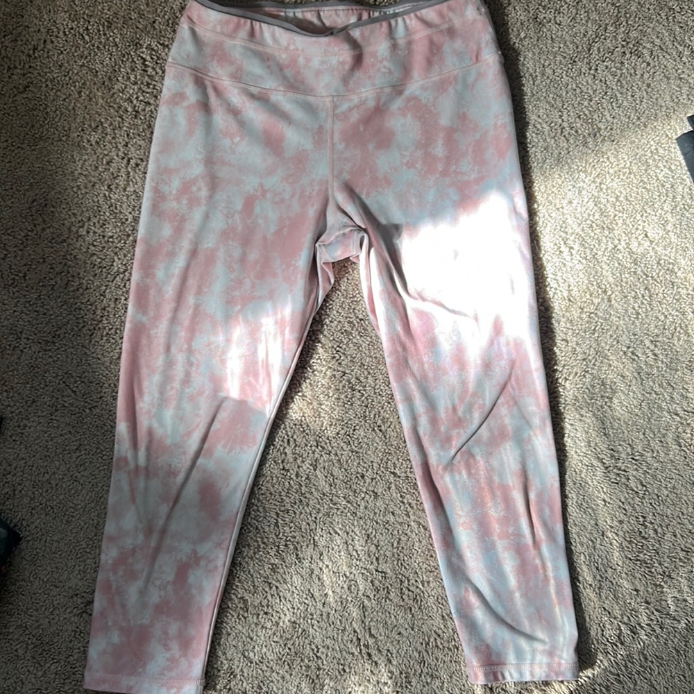 Pink Tie Dye Capri Leggings